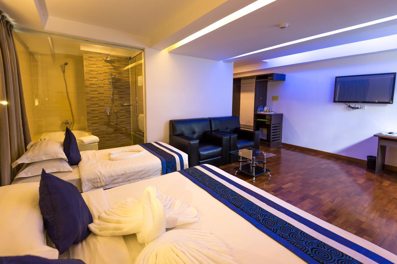 Sky View Hotel Yangon Exterior foto
