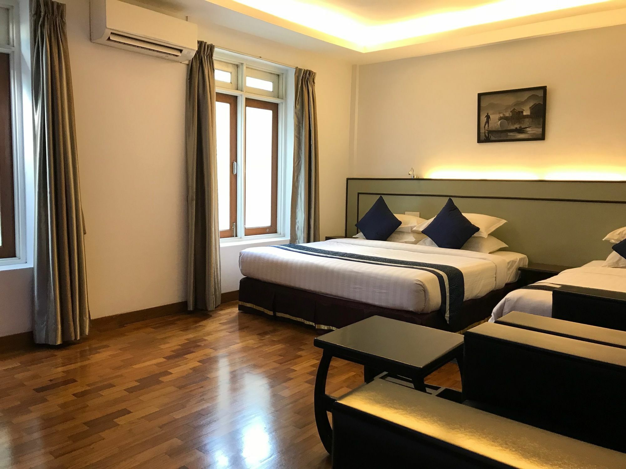 Sky View Hotel Yangon Exterior foto