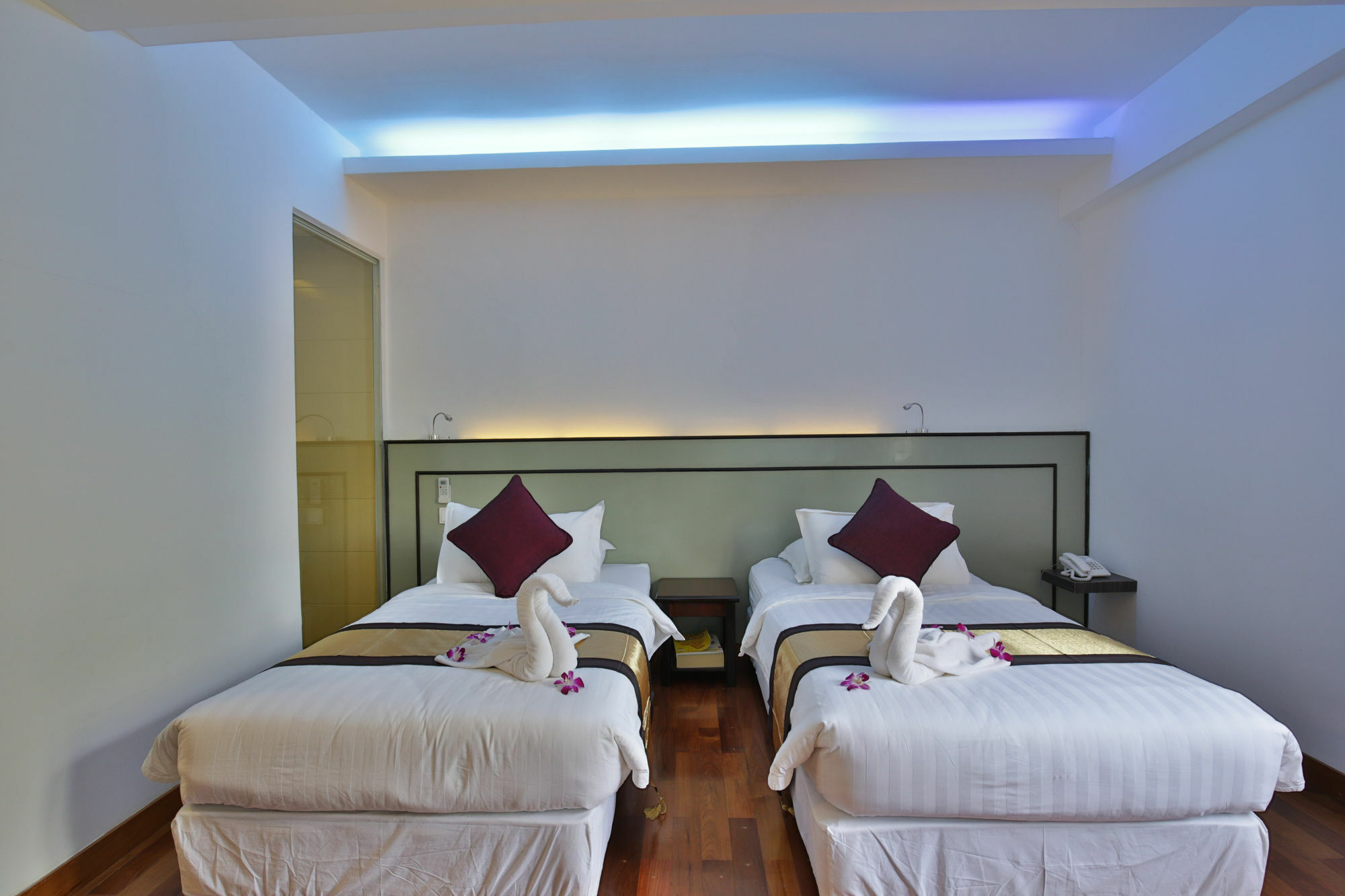 Sky View Hotel Yangon Exterior foto
