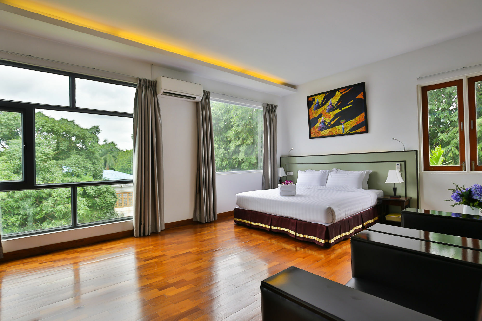 Sky View Hotel Yangon Exterior foto