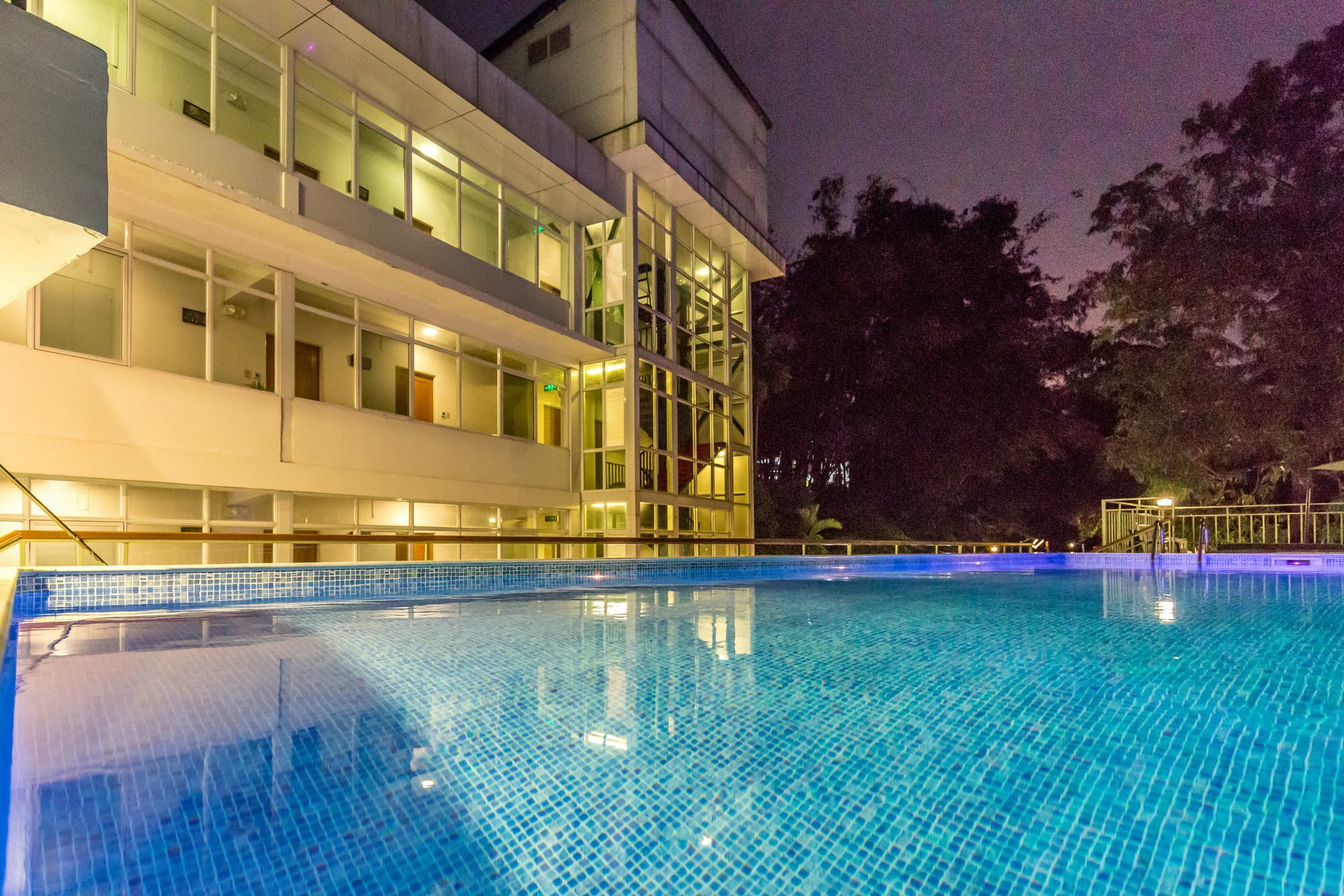 Sky View Hotel Yangon Exterior foto
