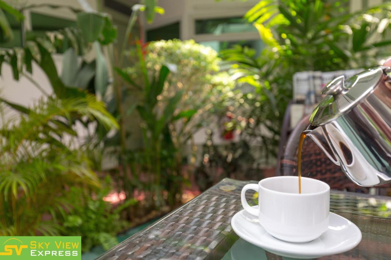 Sky View Hotel Yangon Exterior foto